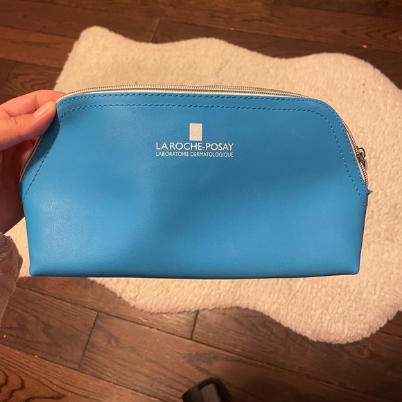 Cosmetic Bag NEW - Picture 1 of 4